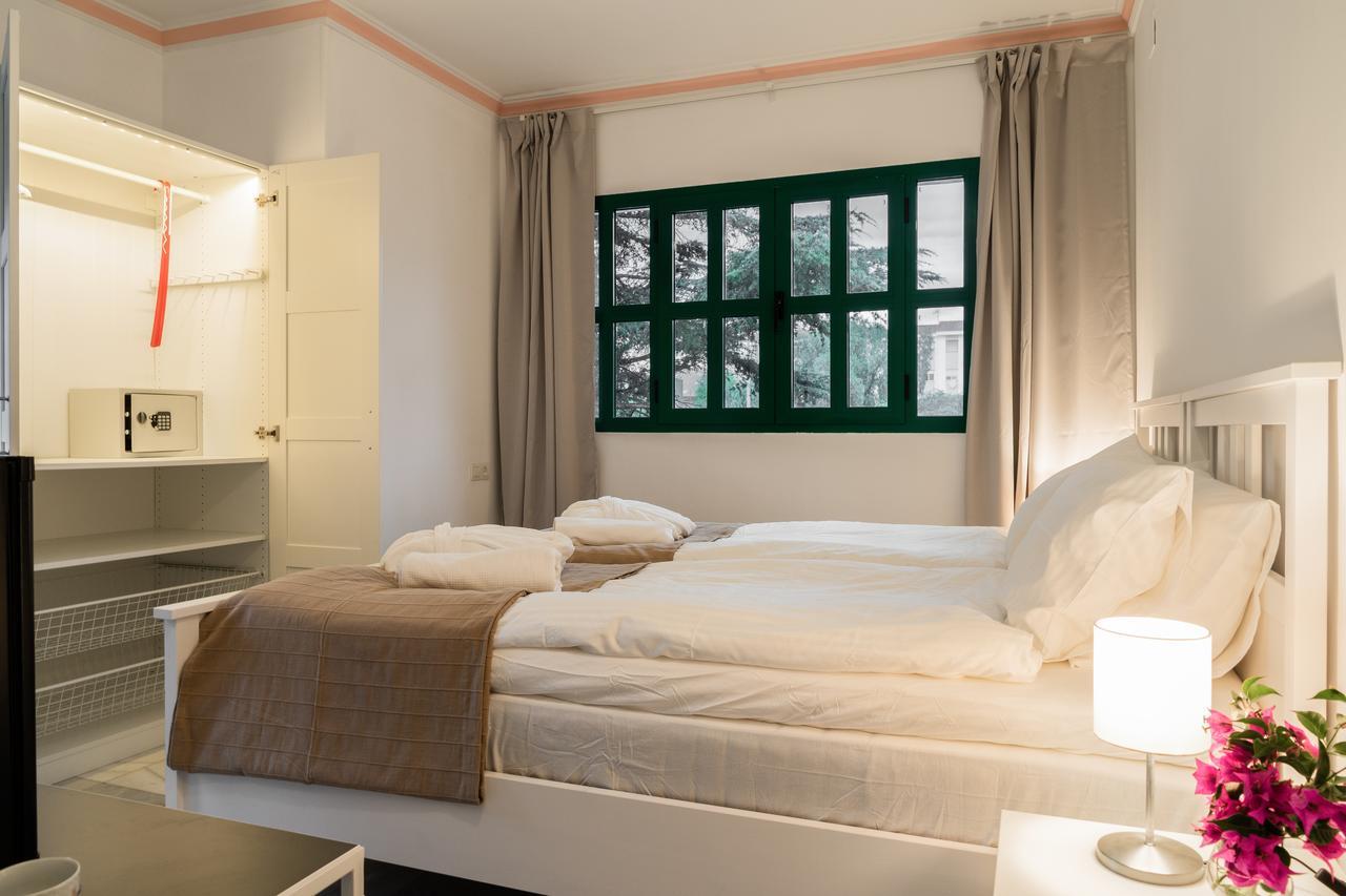 Hostal Alegre 네르하 외부 사진