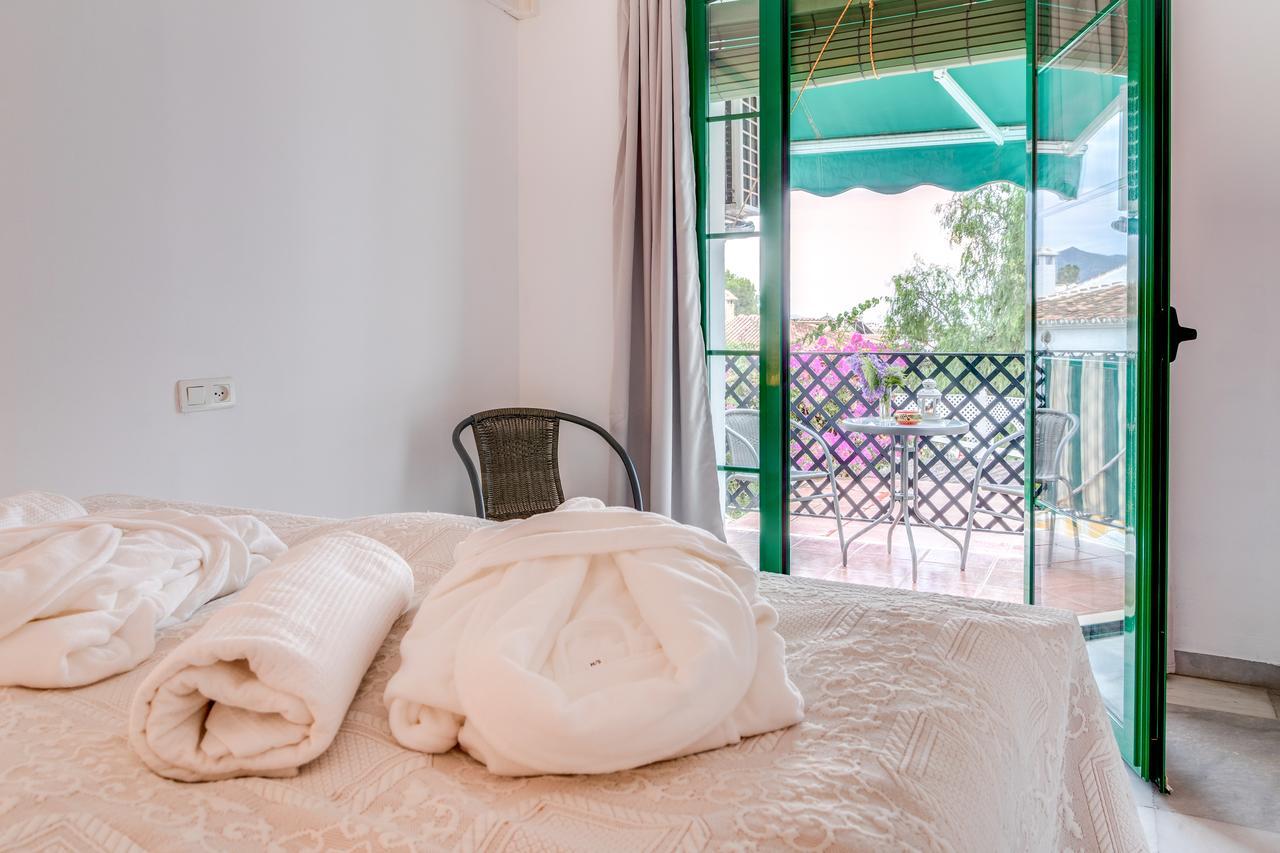 Hostal Alegre 네르하 외부 사진