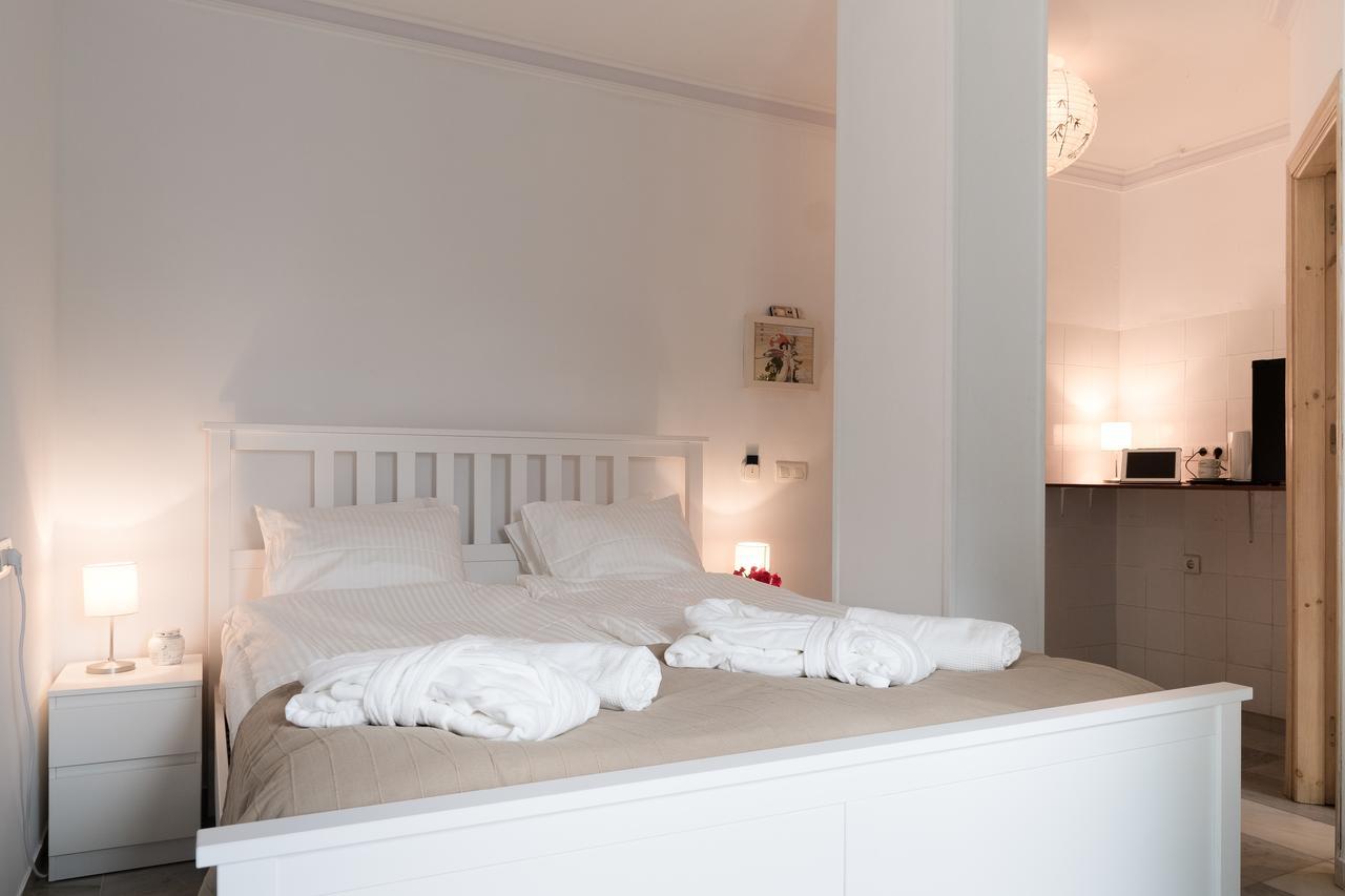Hostal Alegre 네르하 외부 사진