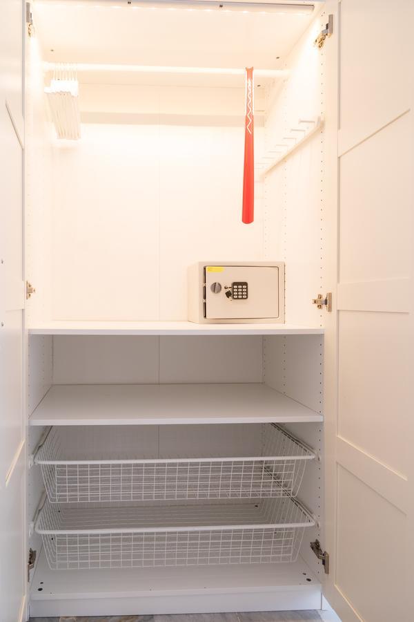 Hostal Alegre 네르하 외부 사진