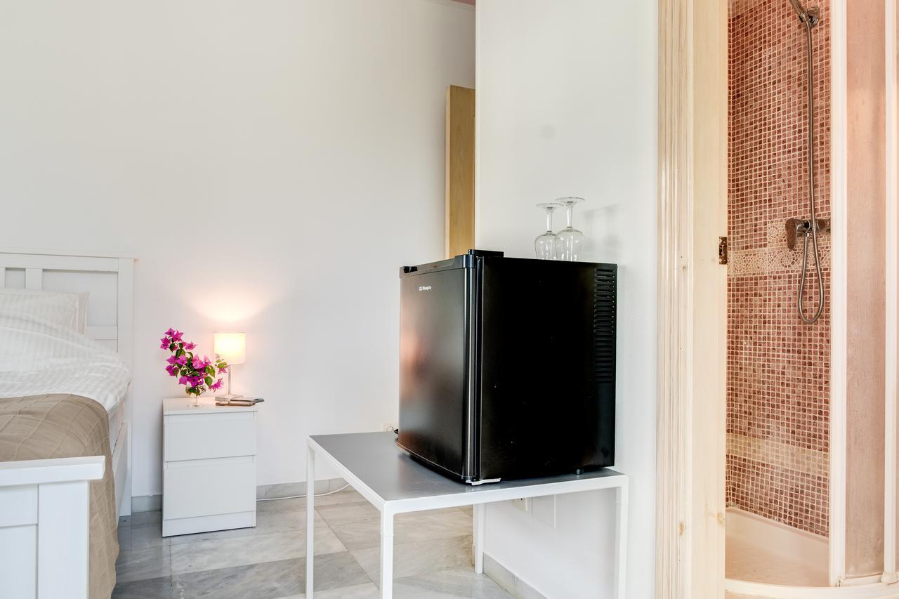 Hostal Alegre 네르하 외부 사진