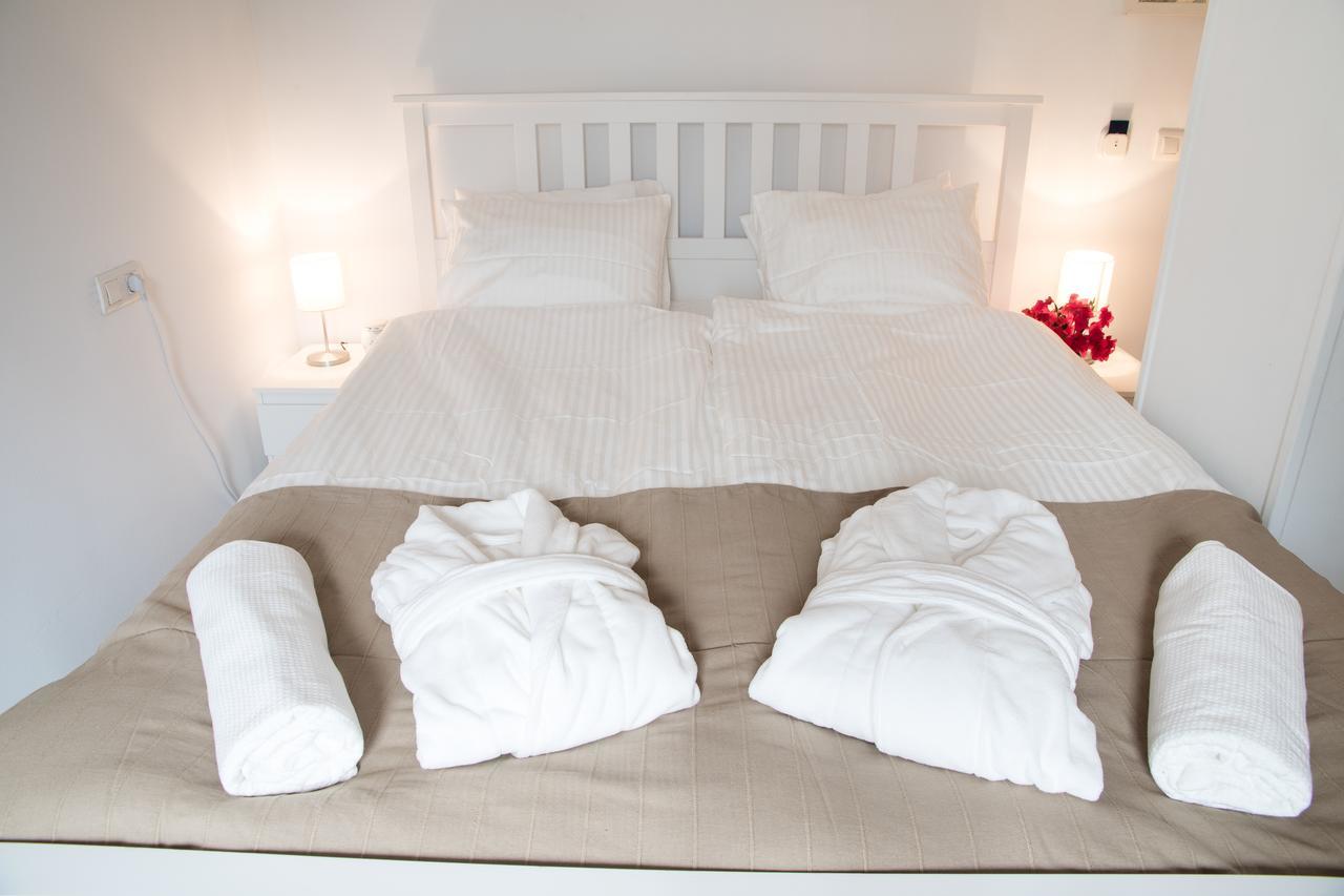 Hostal Alegre 네르하 외부 사진