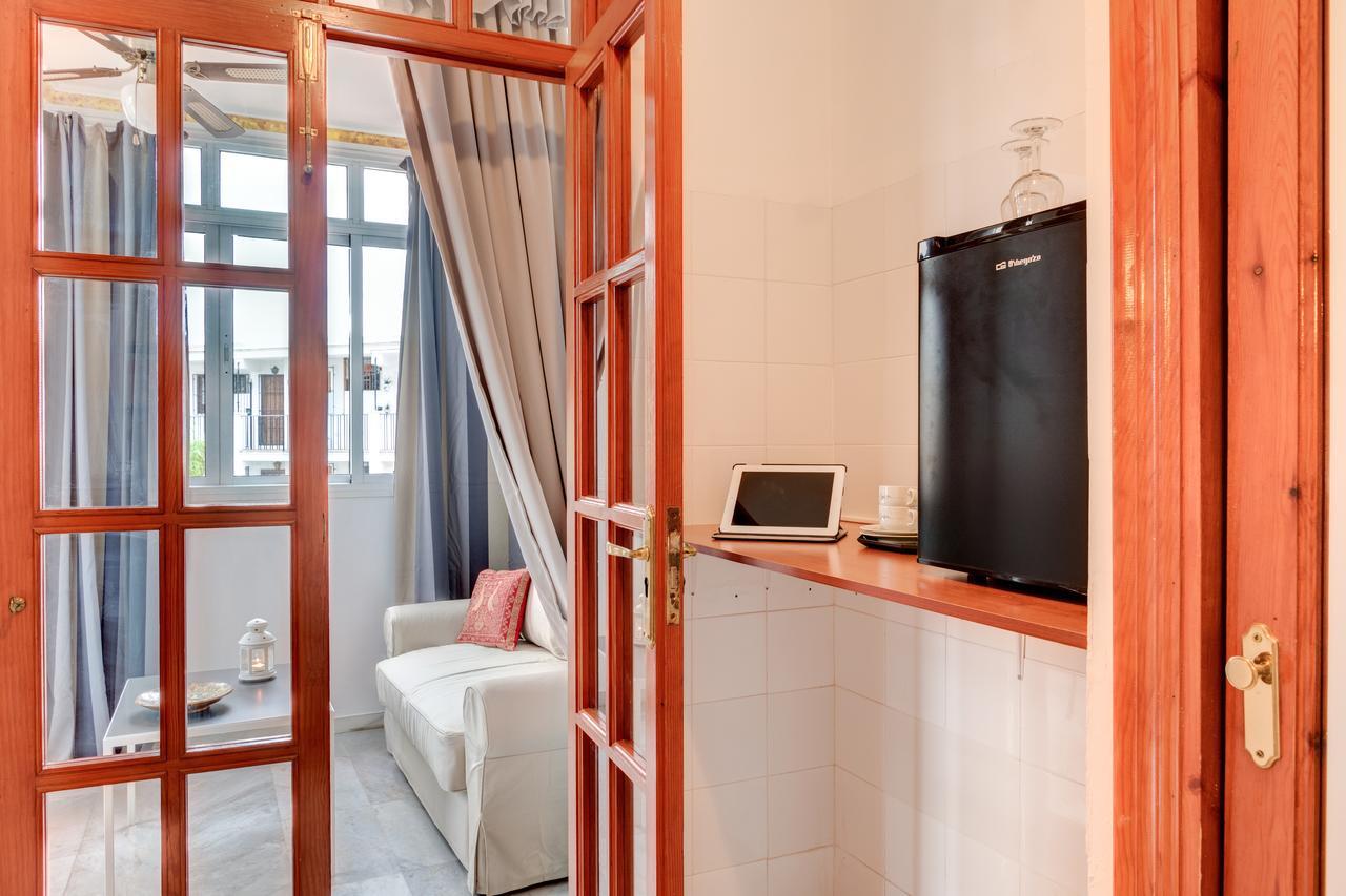 Hostal Alegre 네르하 외부 사진