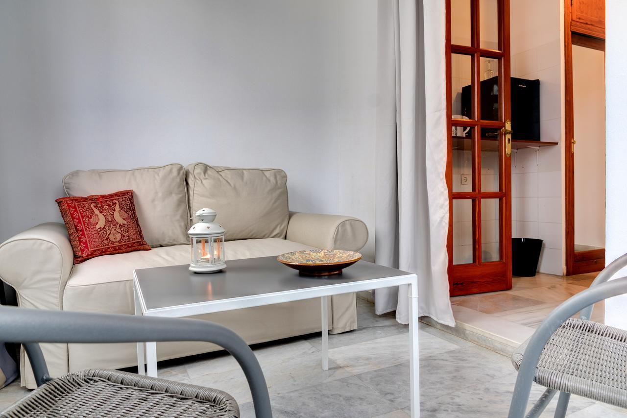 Hostal Alegre 네르하 외부 사진